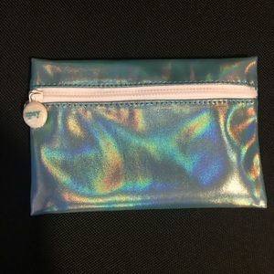 💕 3/$6 Ipsy makeup bag